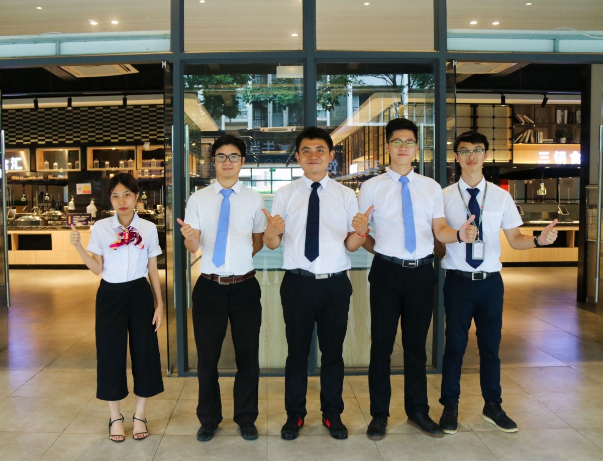 IMG_1144.jpg IMG_1144.jpg